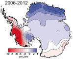 Eisverlust und -gewinn Eisverlust und -gewinn in cm Wasseräquivalent 2006 bis 2012. Lizenz: IPCC-Lizenz