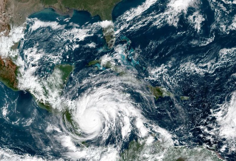 Datei:Hurricane Iota 16.Nov.2020.jpg